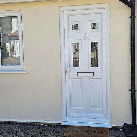 Cozy Studio Near To Tube Station Redbridge Εξωτερικό φωτογραφία